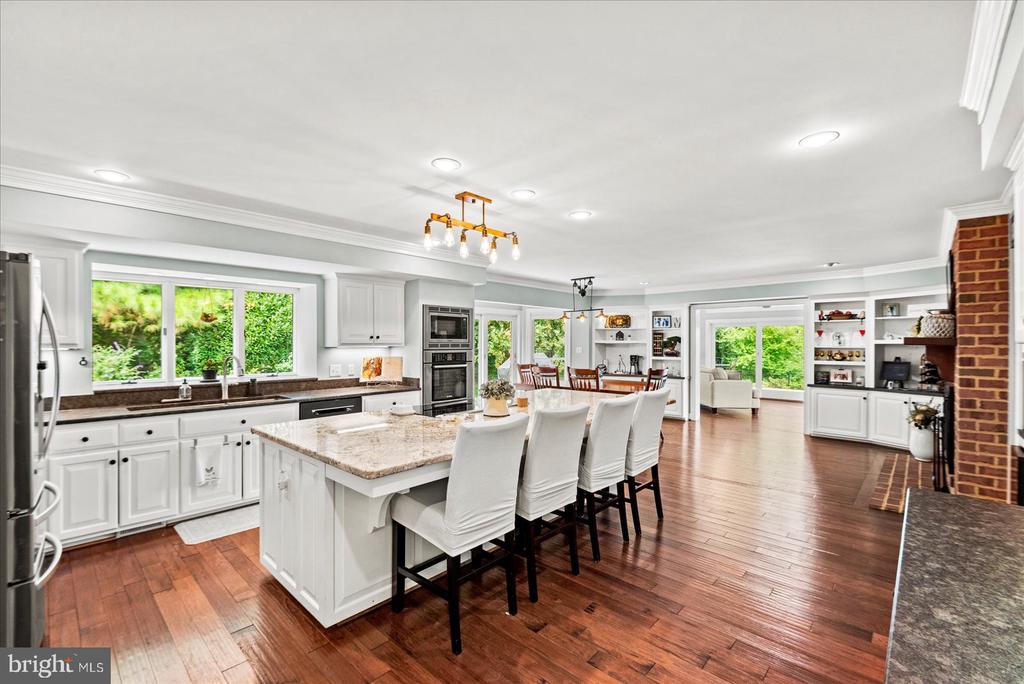 29475 GOOSE POINT COURT