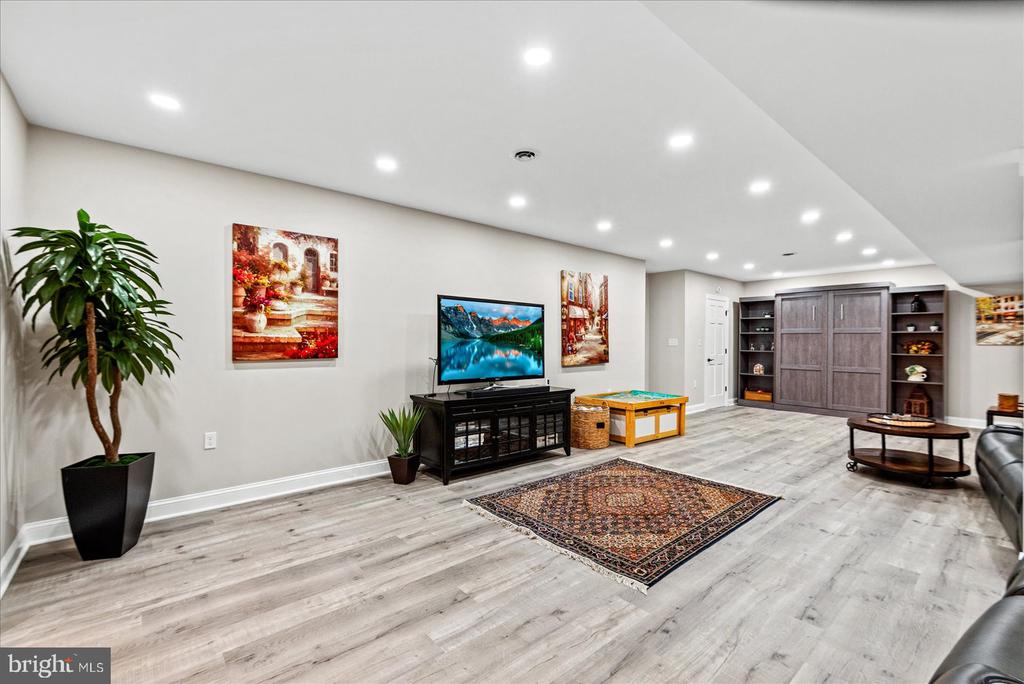 29475 GOOSE POINT COURT