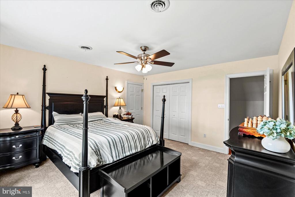 29475 GOOSE POINT COURT
