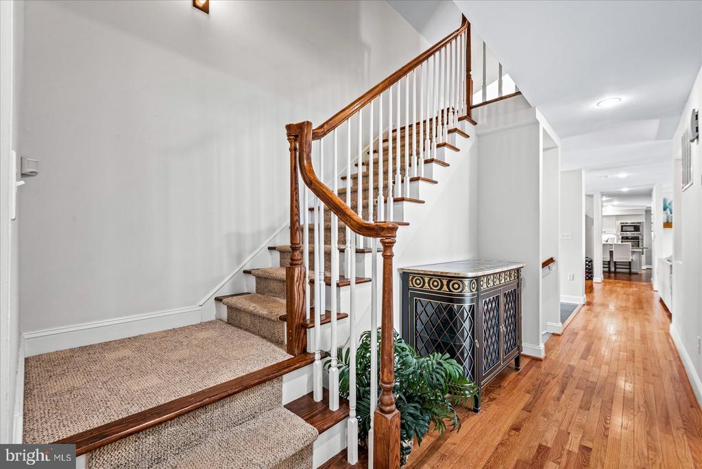 29475 GOOSE POINT COURT