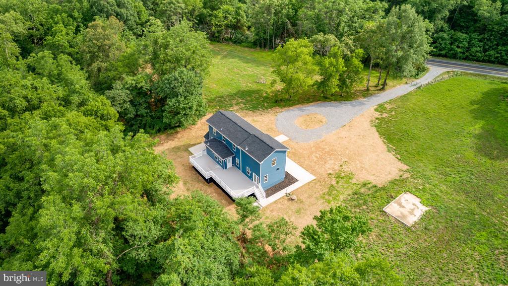 19005 TIDEWATER TRAIL