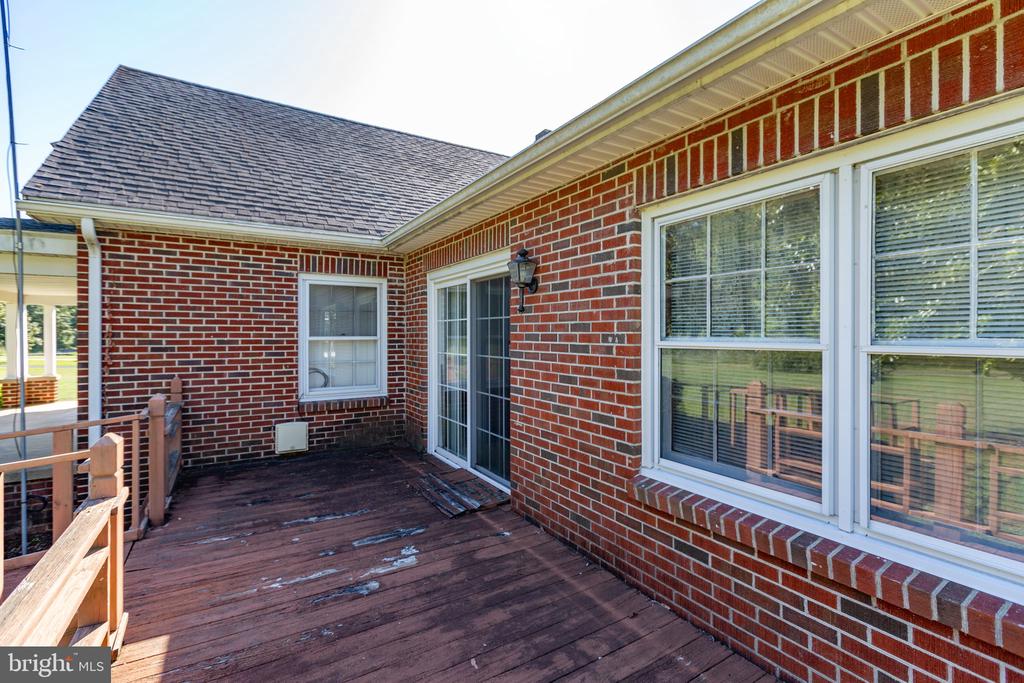 5148 FREDERICKSBURG TPKE TURNPIKE