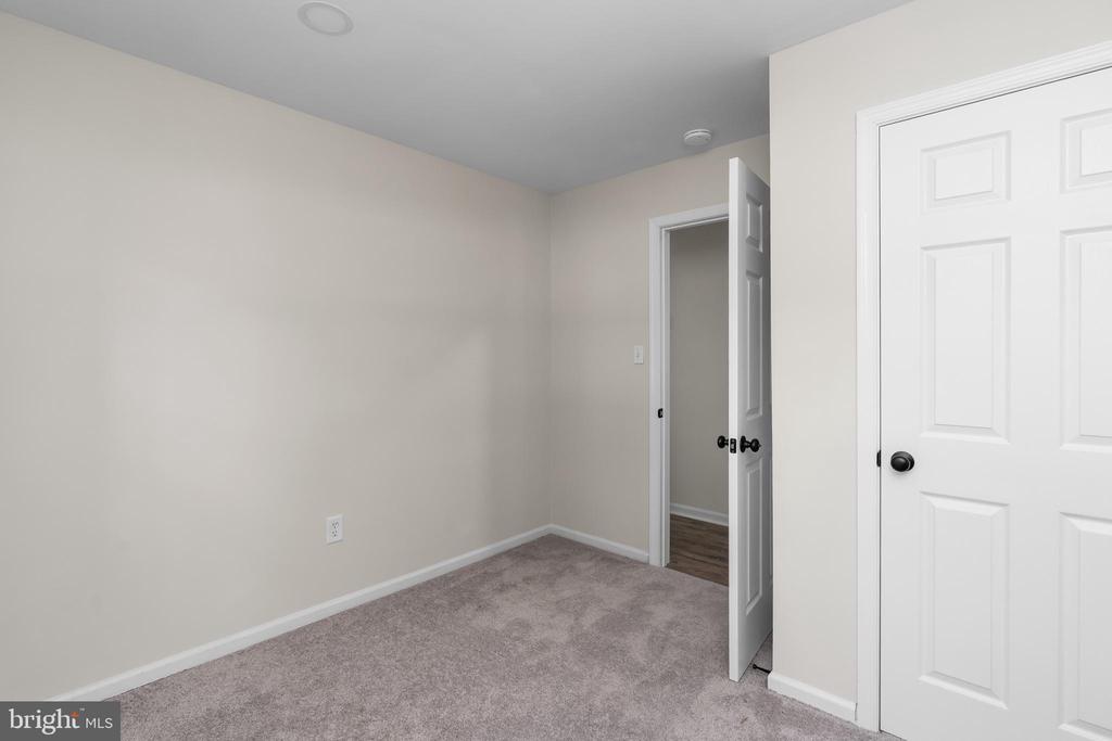 10558 TIDEWATER TRAIL