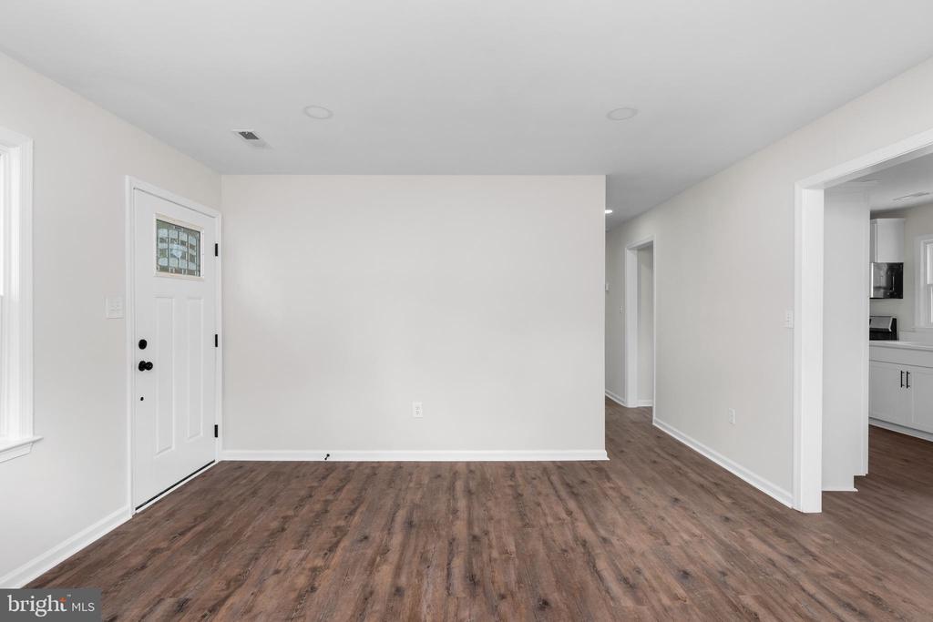 10558 TIDEWATER TRAIL