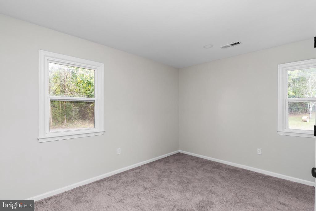 10558 TIDEWATER TRAIL