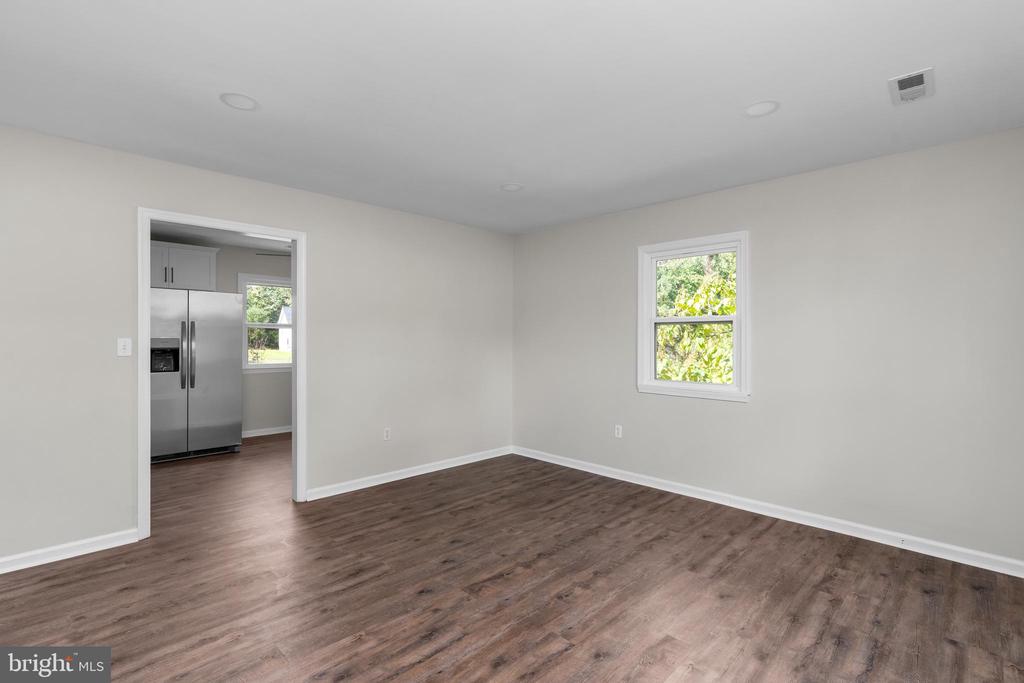 10558 TIDEWATER TRAIL