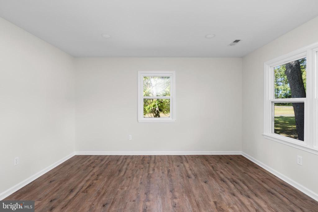10558 TIDEWATER TRAIL