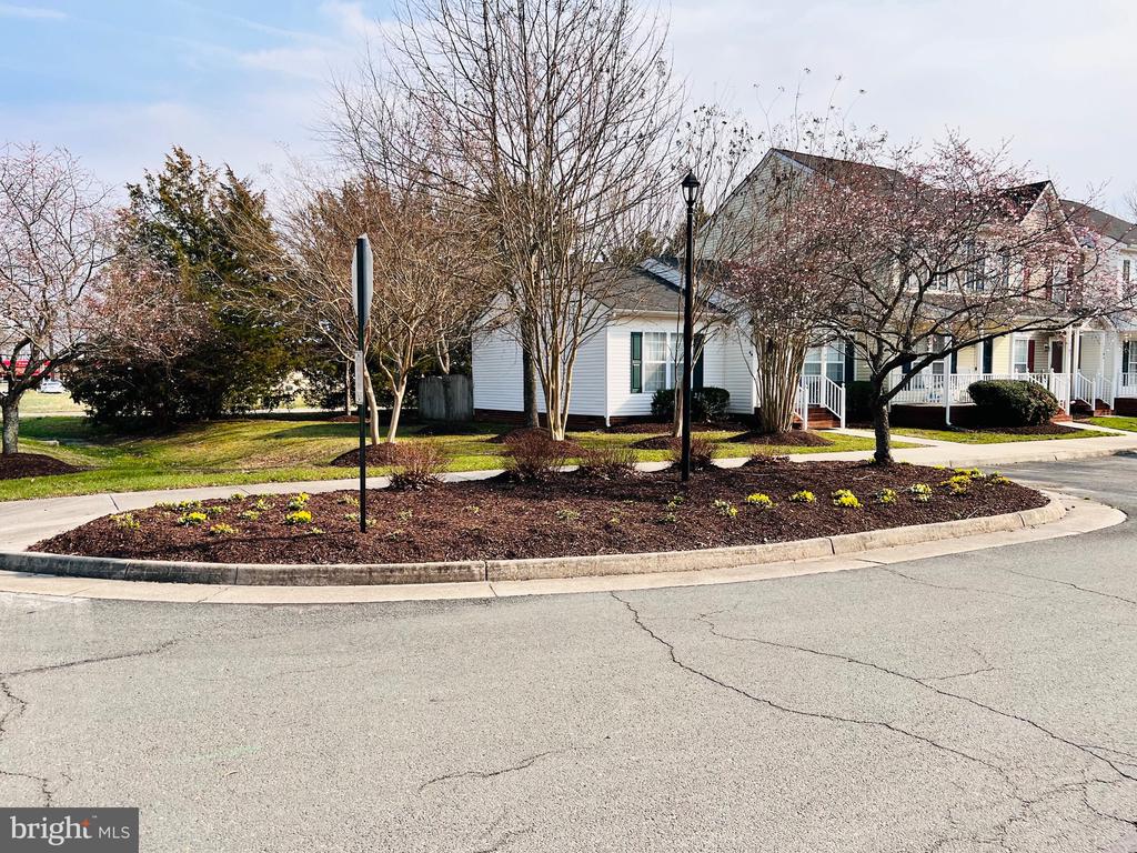 1127 SETTLERS LANDING DRIVE 47