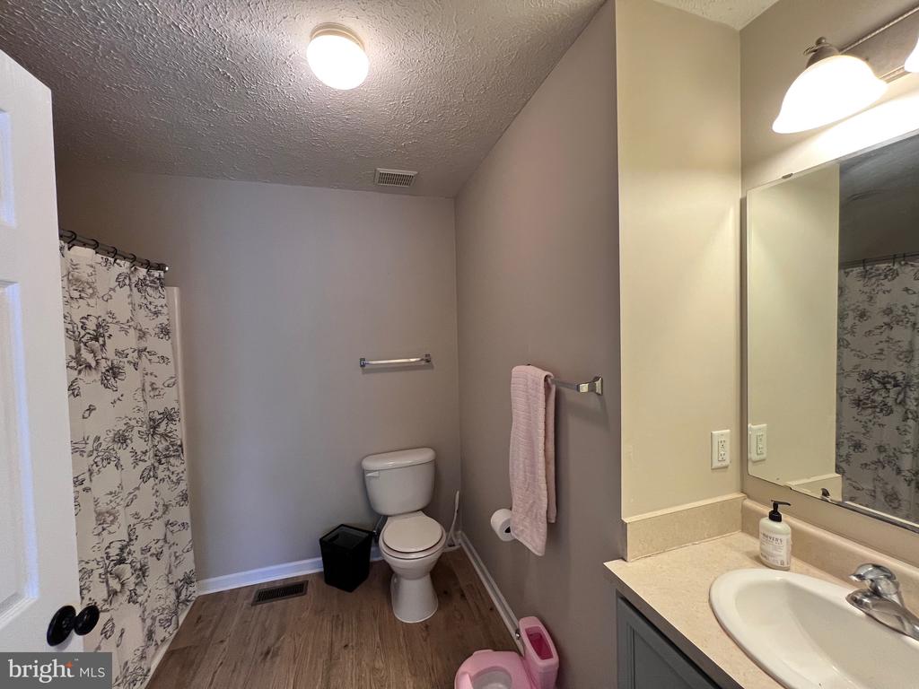 1127 SETTLERS LANDING DRIVE 47