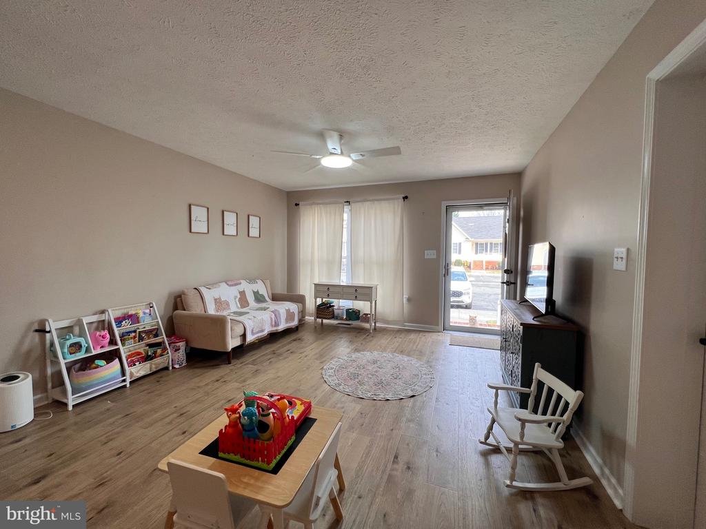 1127 SETTLERS LANDING DRIVE 47