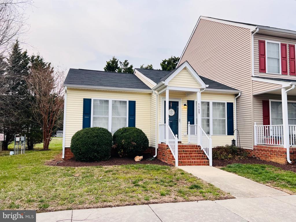 1127 SETTLERS LANDING DRIVE 47