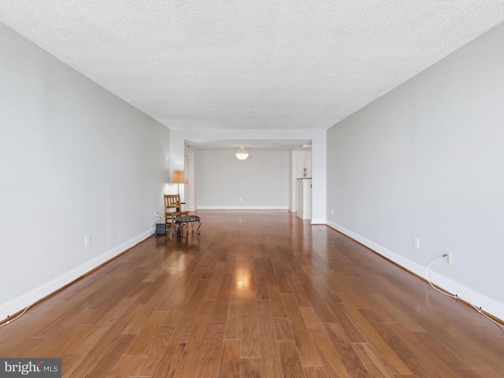 ESSEX Unit: 106