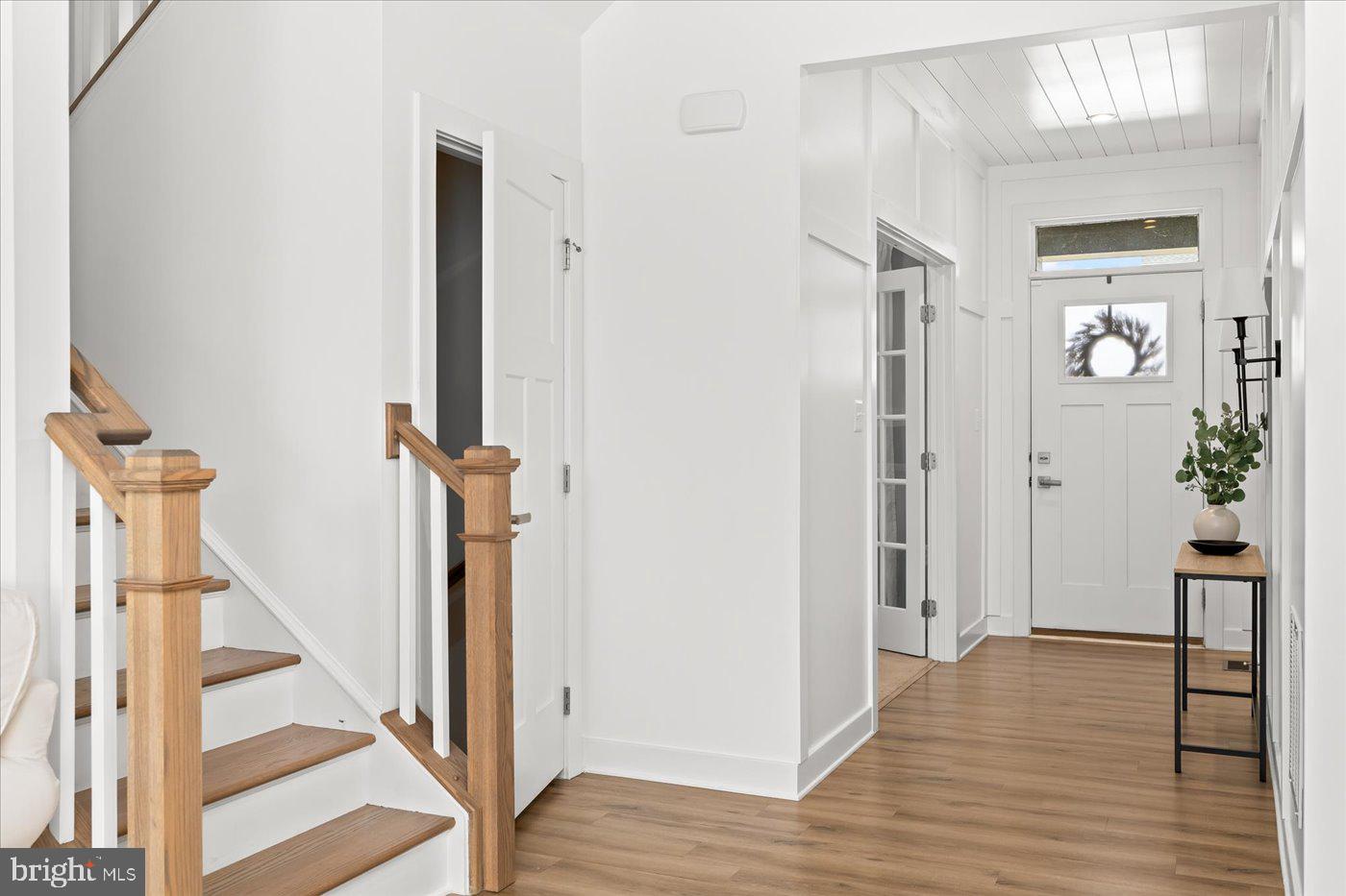 1104 CITY VIEW LANE
