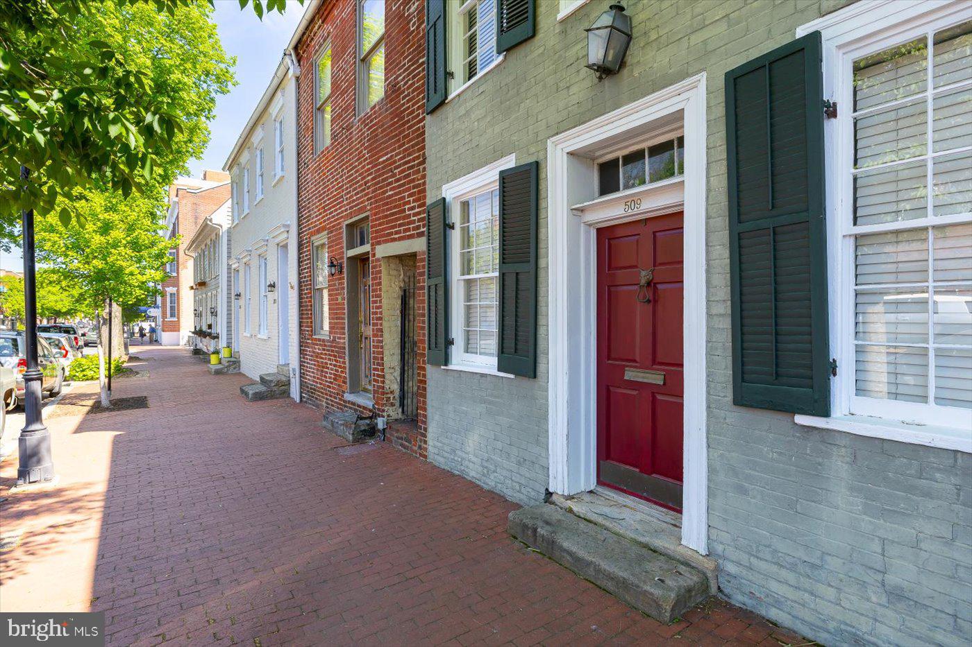 509 CAROLINE STREET