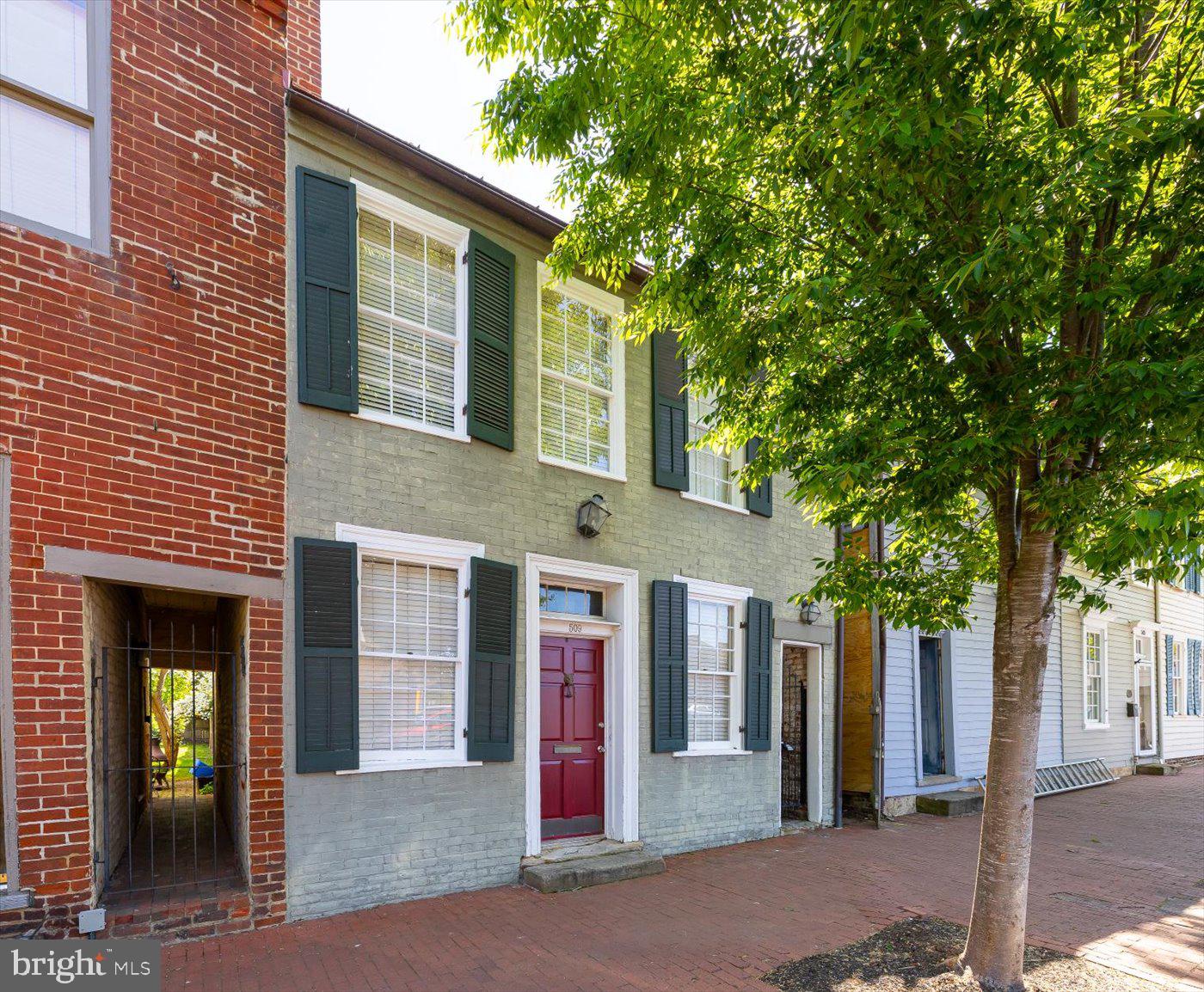 509 CAROLINE STREET