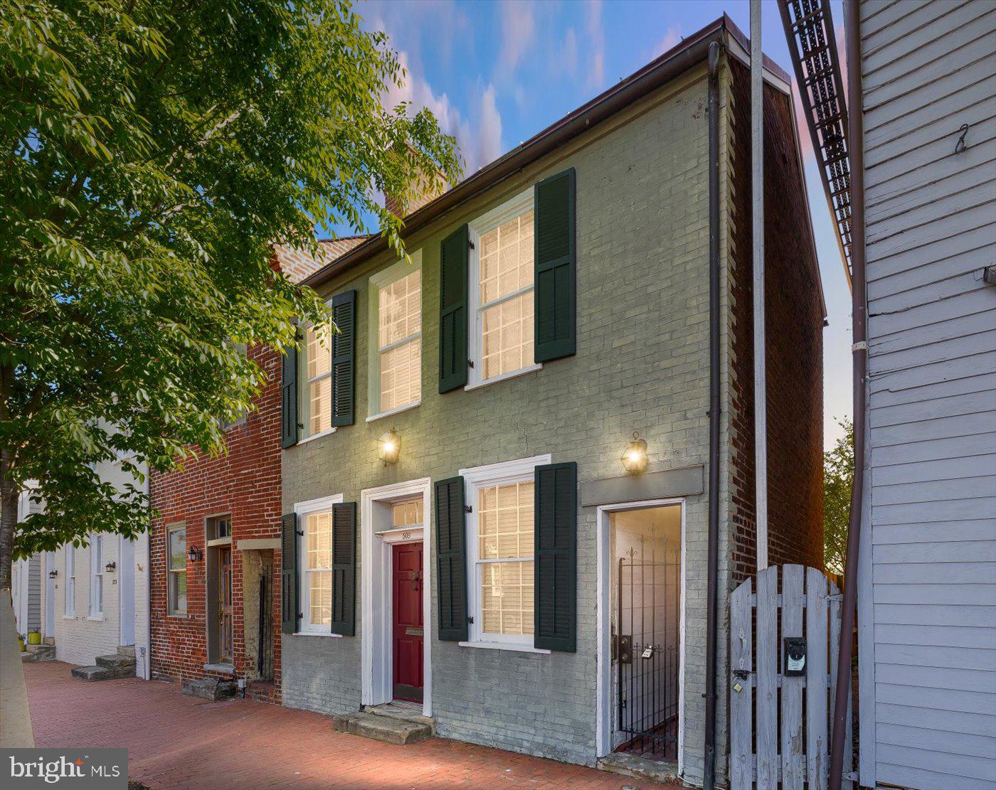 509 CAROLINE STREET