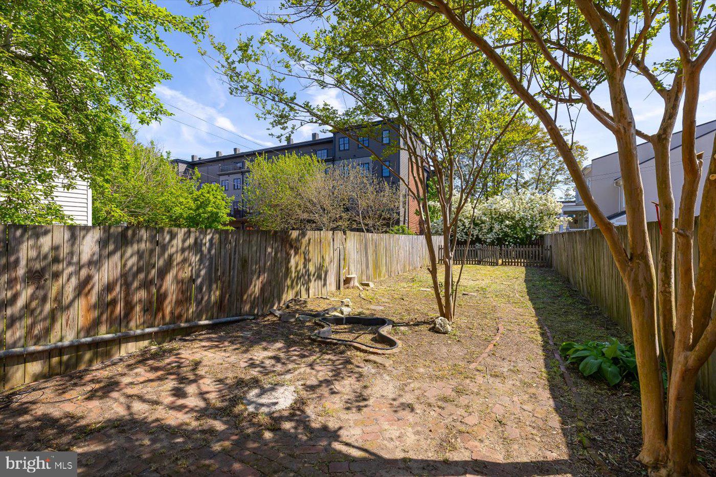 509 CAROLINE STREET