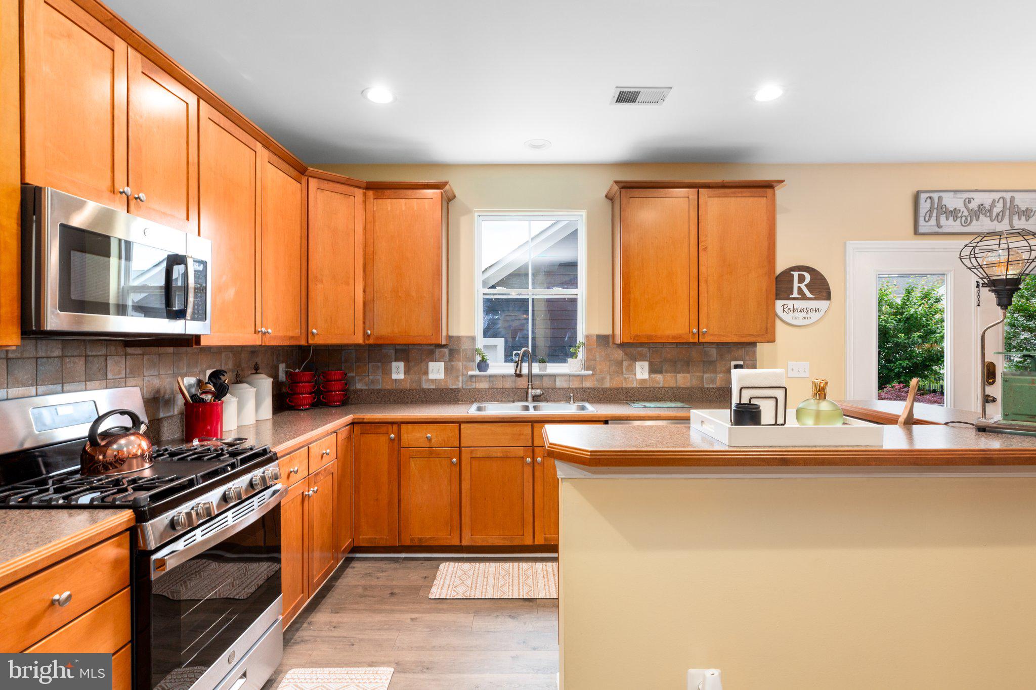 1005 GRAHAM DRIVE