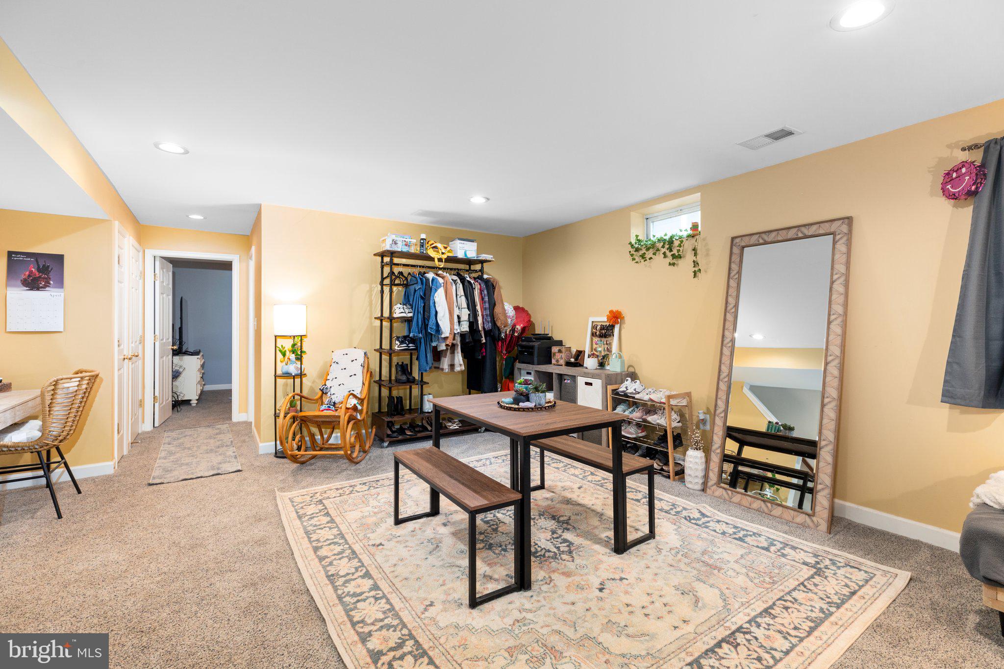 1005 GRAHAM DRIVE