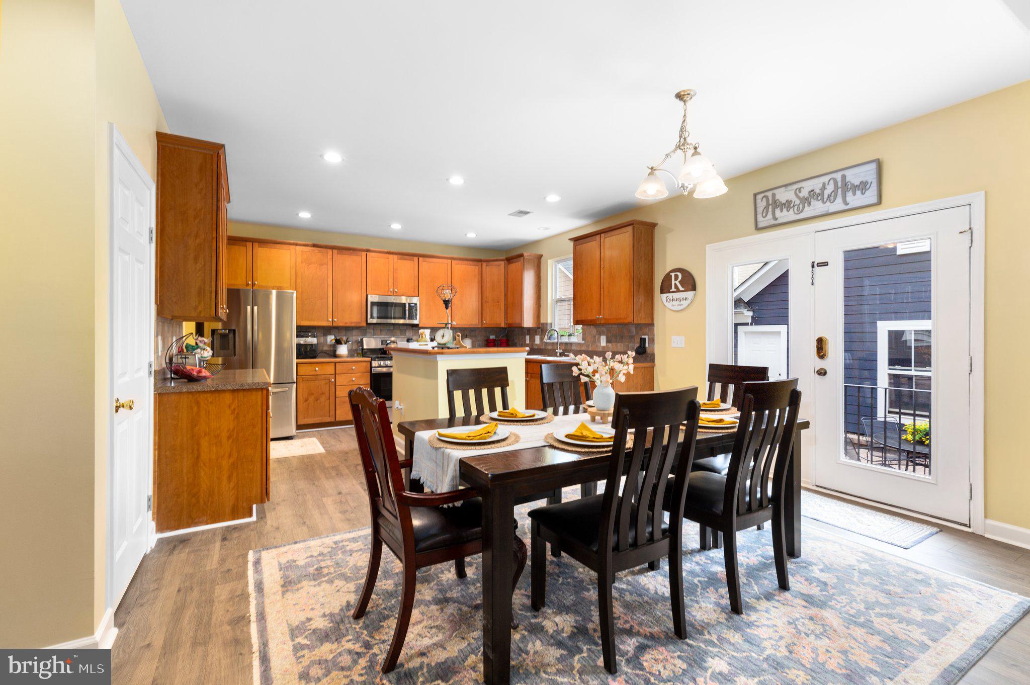 1005 GRAHAM DRIVE