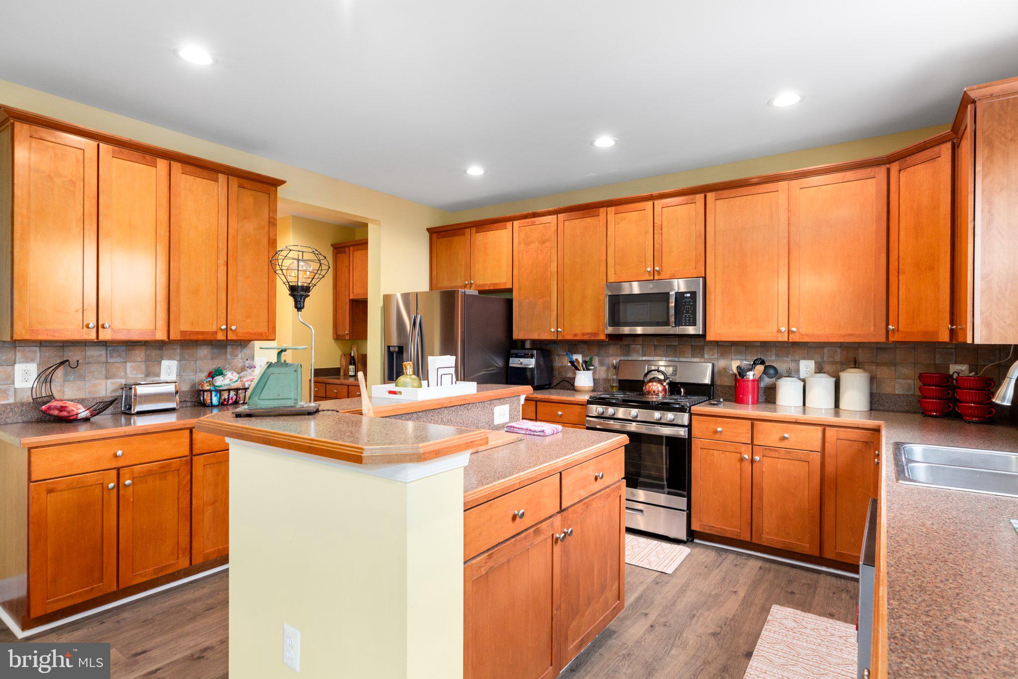 1005 GRAHAM DRIVE