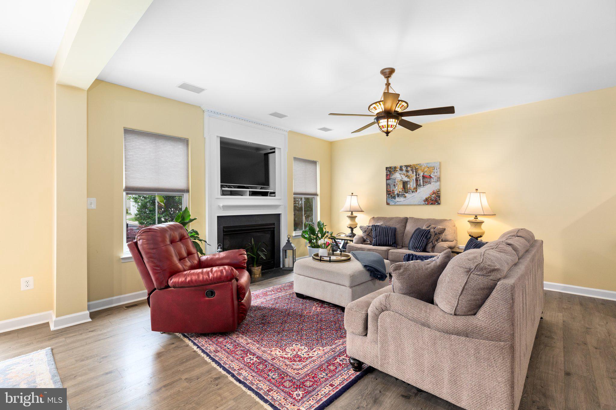 1005 GRAHAM DRIVE