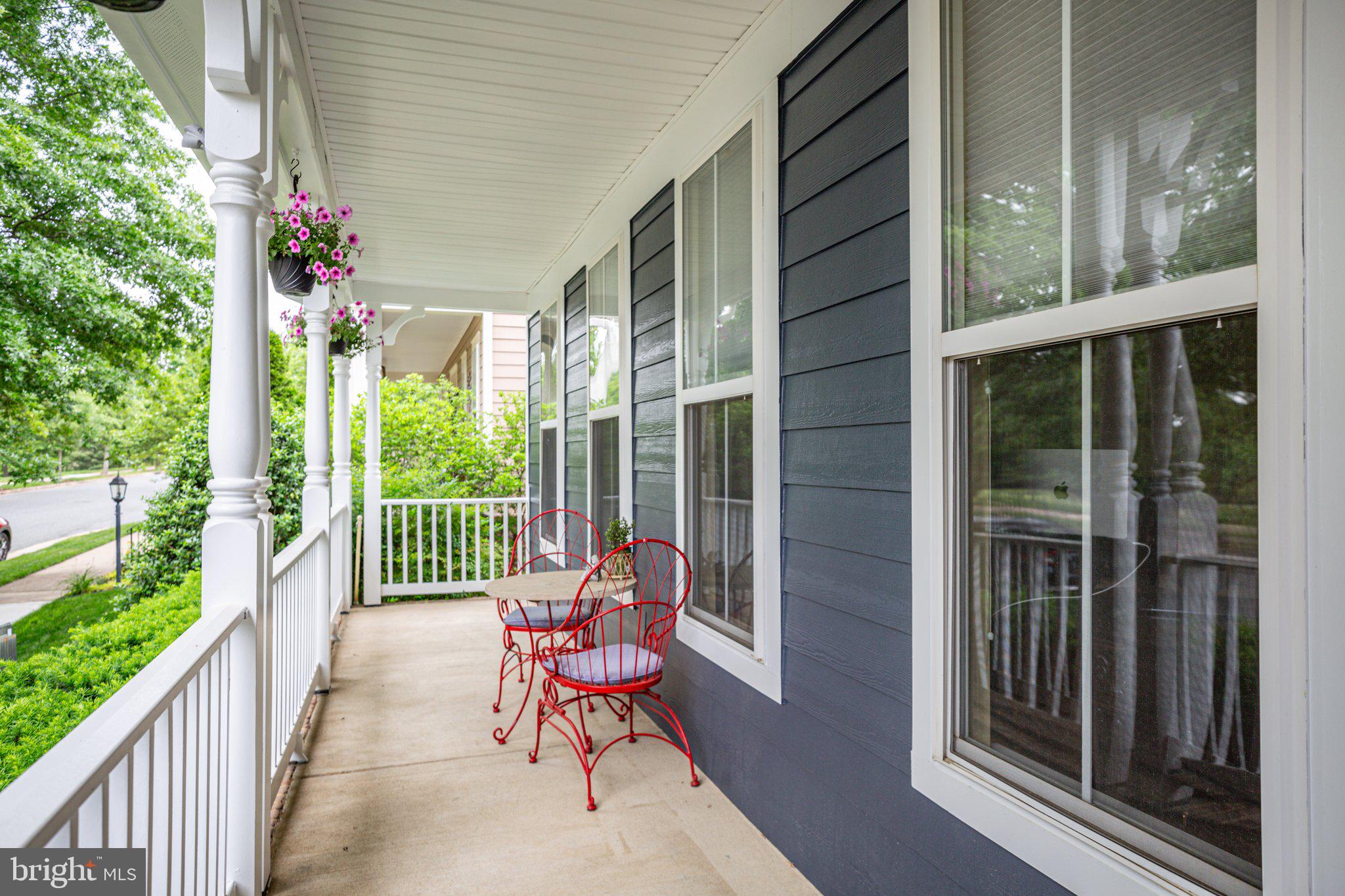 1005 GRAHAM DRIVE