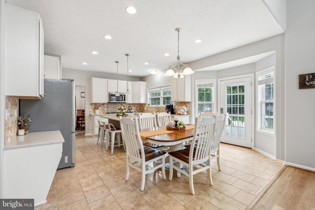 1002 CENTURY OAK DRIVE