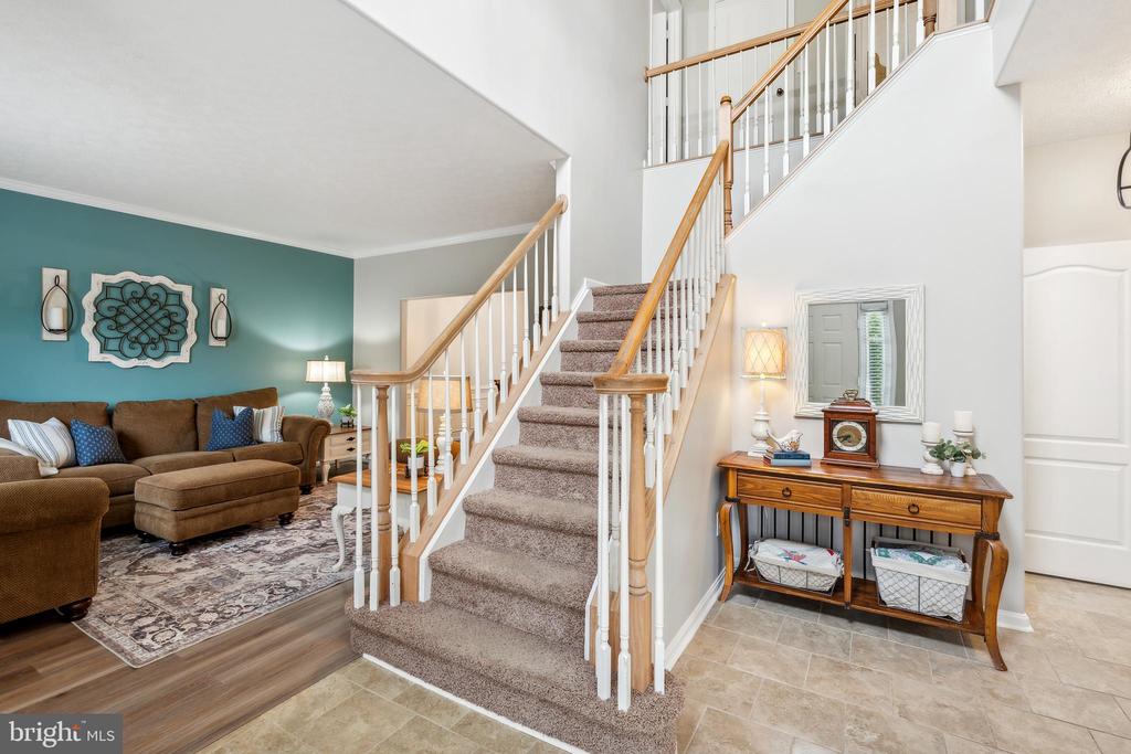 1002 CENTURY OAK DRIVE