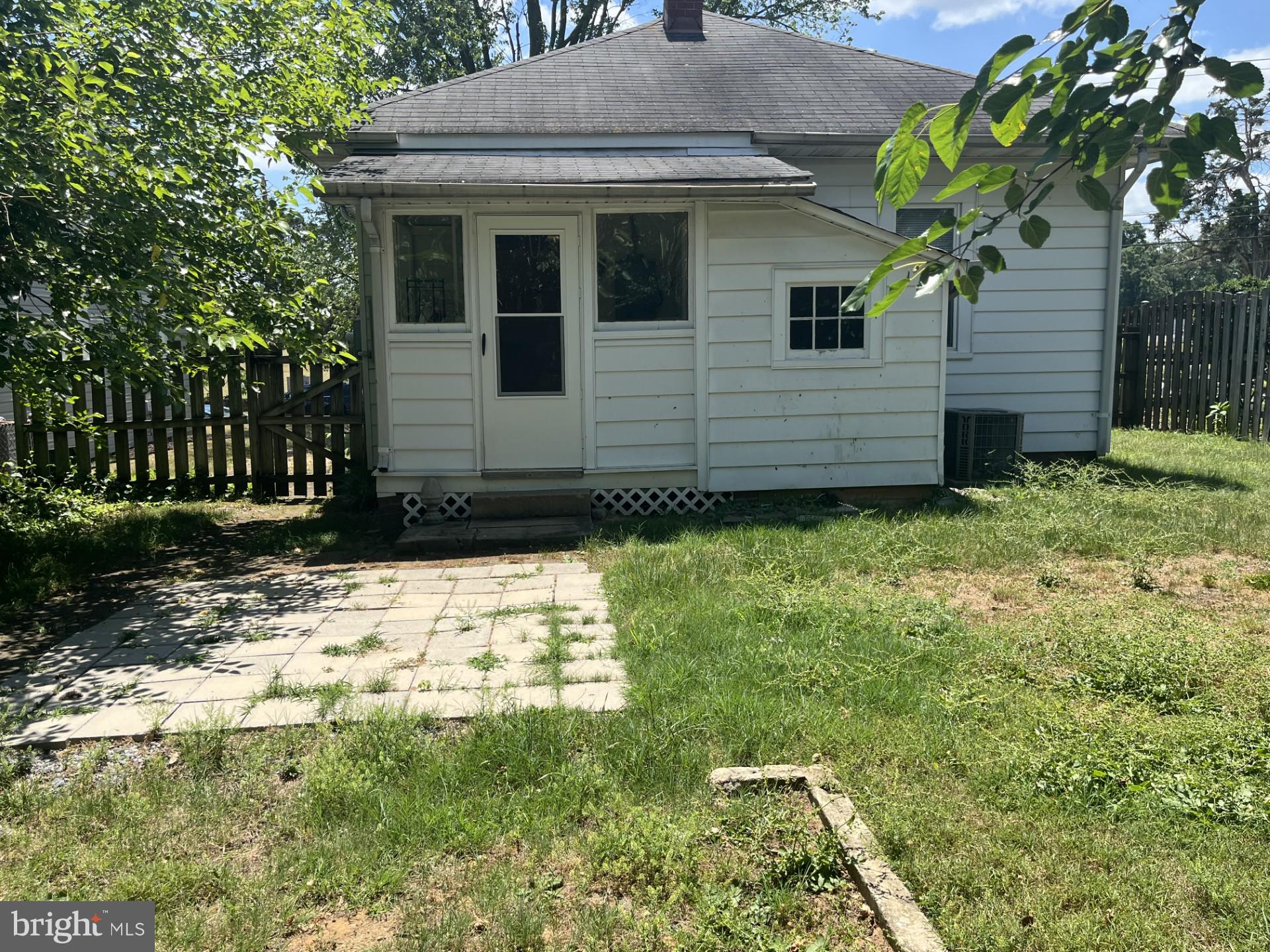 1327 HANOVER STREET