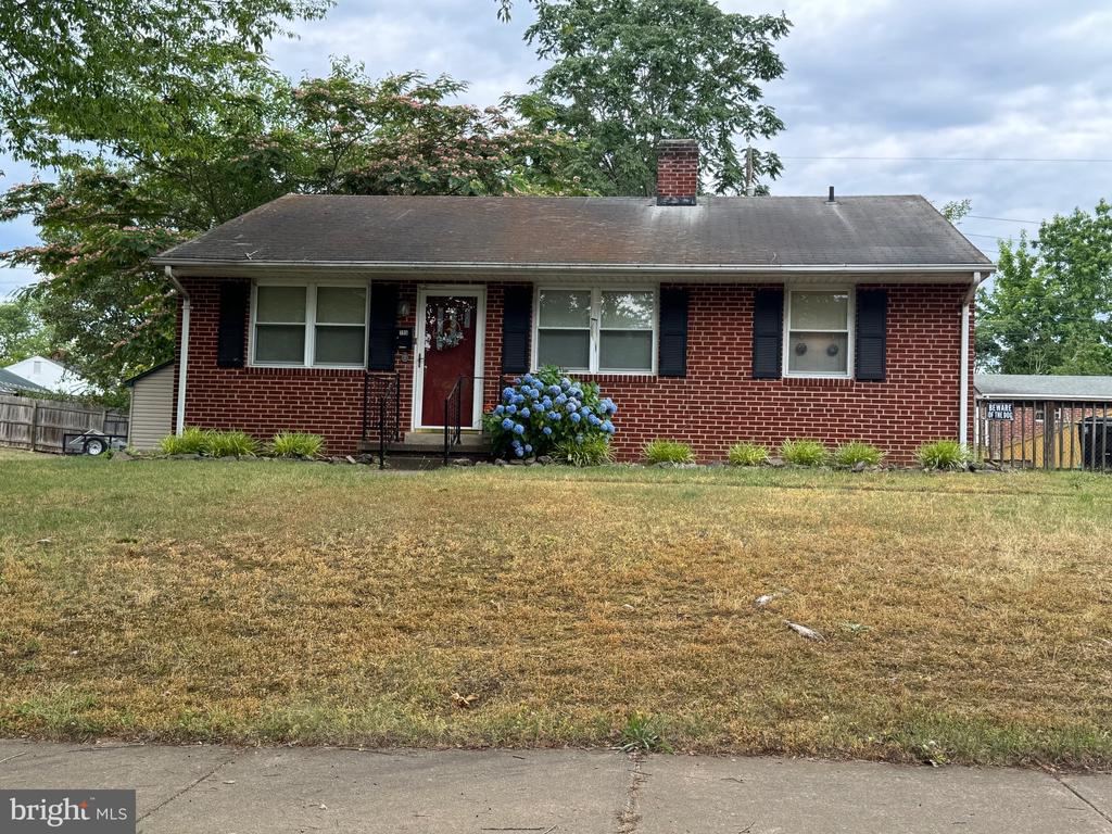 705 HANSON AVENUE