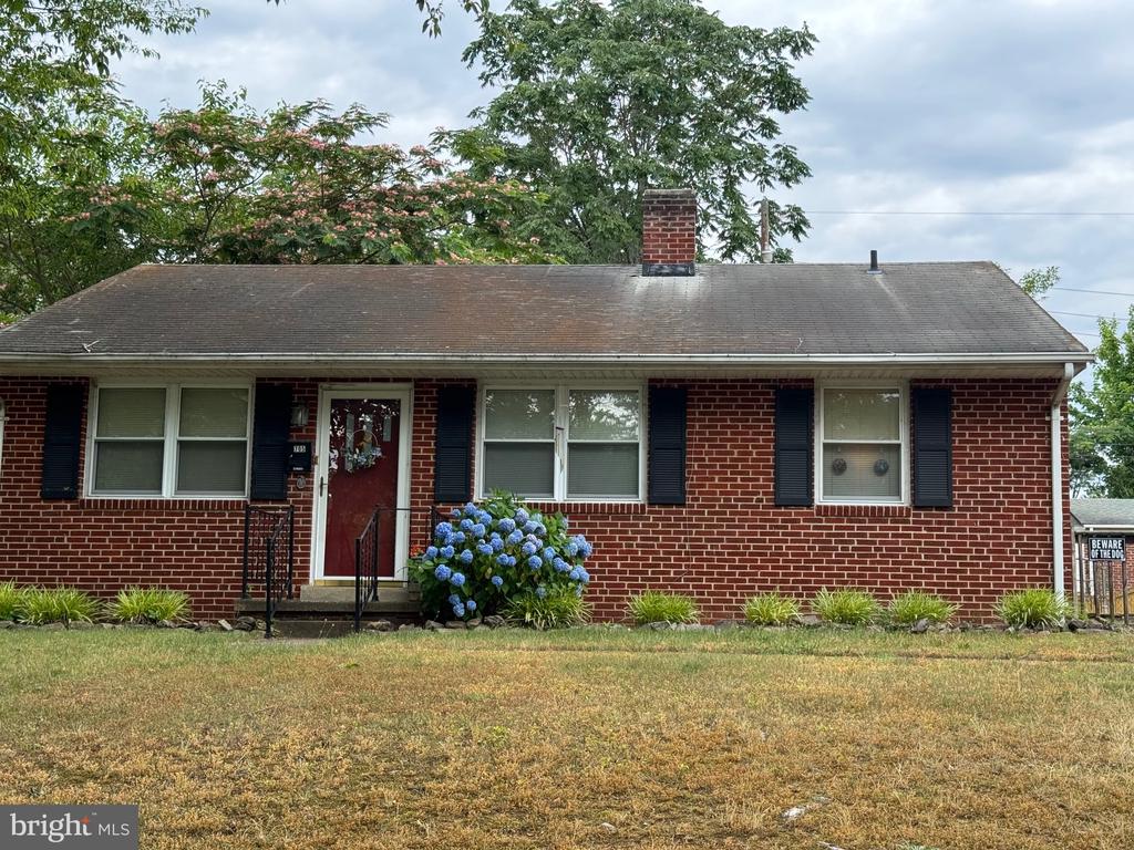 705 HANSON AVENUE