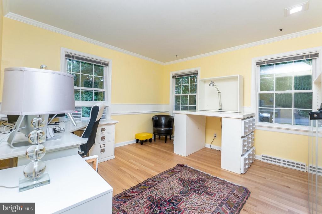 315 BRAEHEAD DRIVE