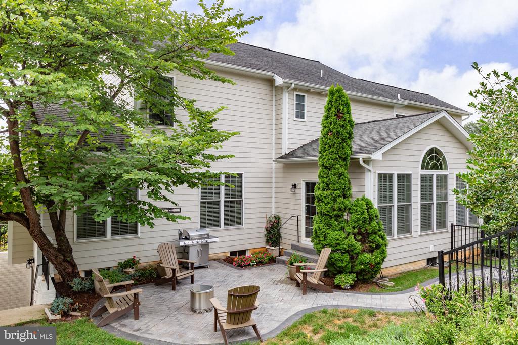 1101 DOWNMAN PLACE