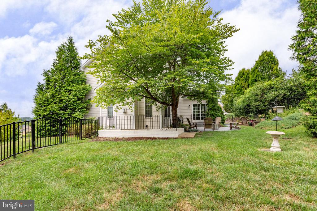 1101 DOWNMAN PLACE