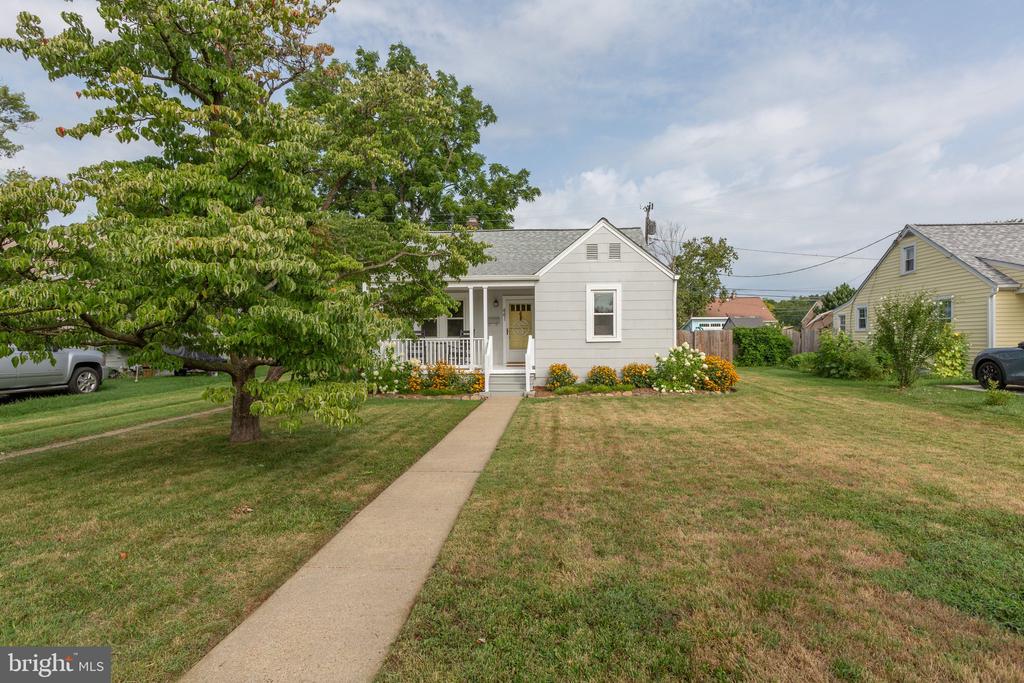 441 HANSON AVENUE
