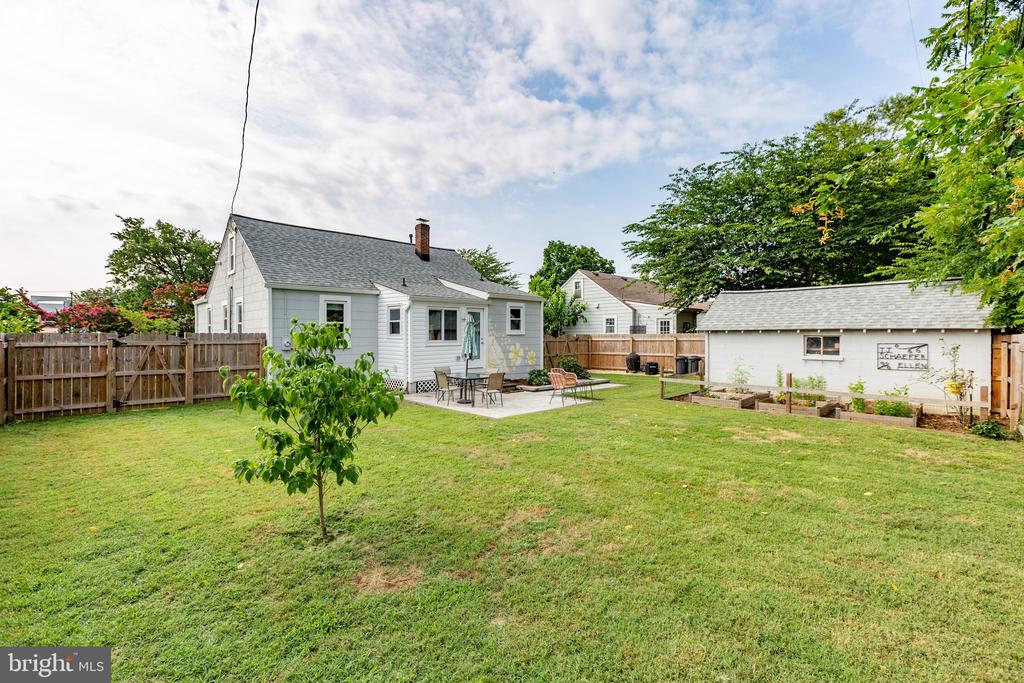 441 HANSON AVENUE