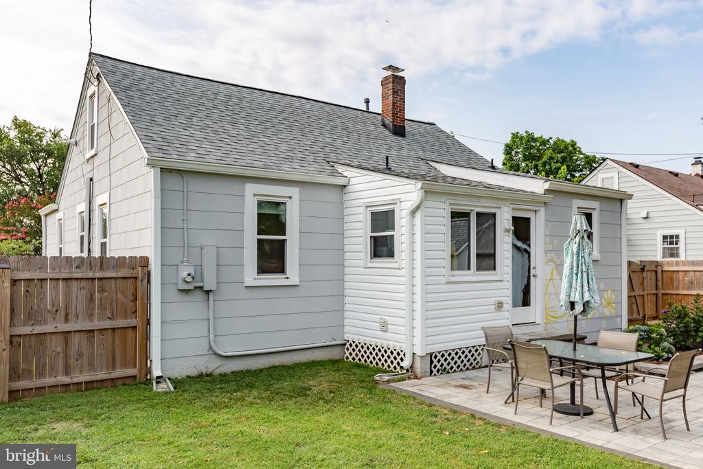 441 HANSON AVENUE