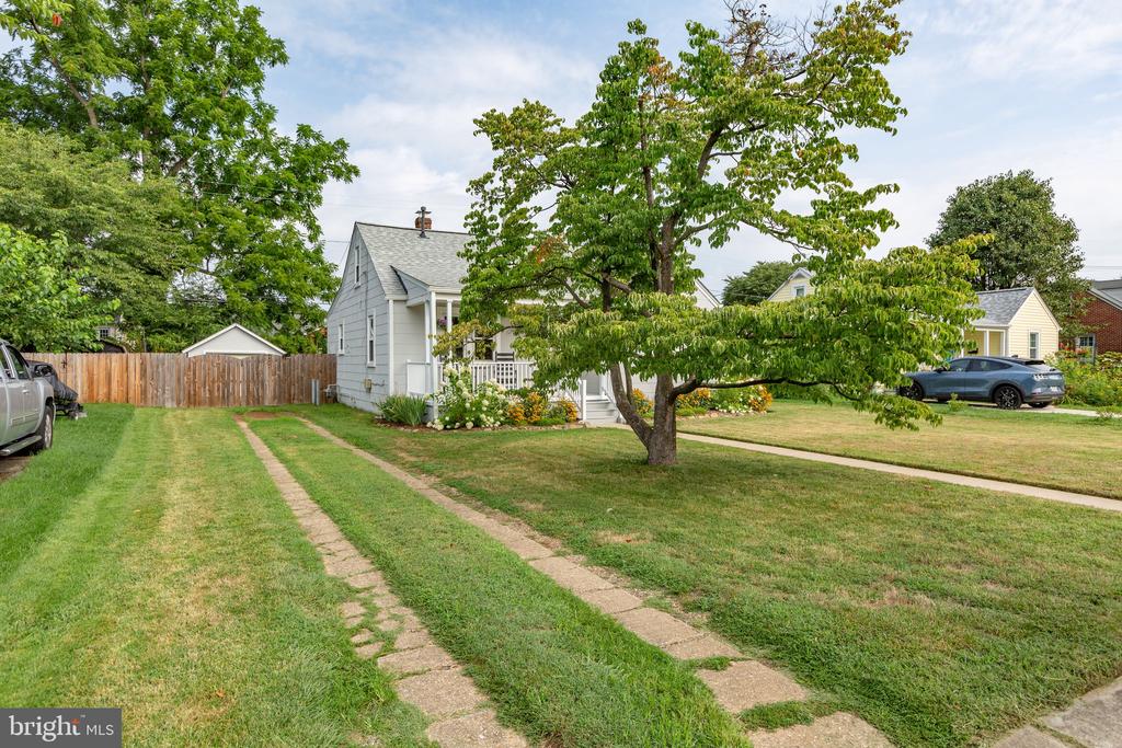 441 HANSON AVENUE