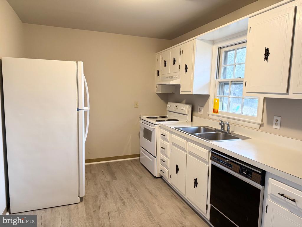 1419 DANDRIDGE B