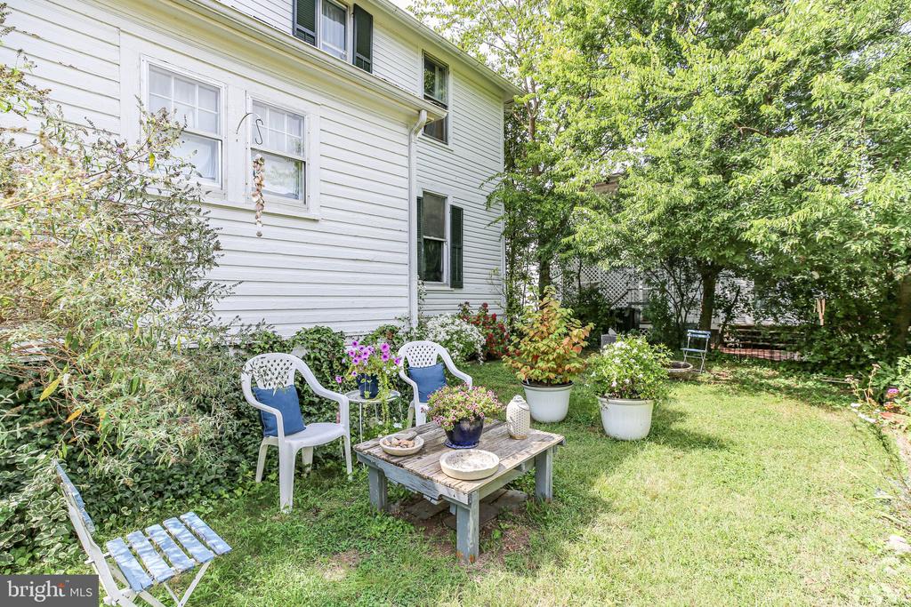 703 PRINCE EDWARD STREET