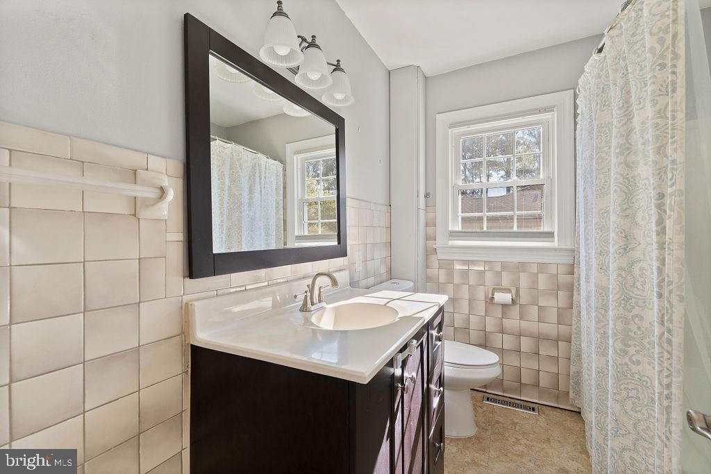 122 LONGSTREET AVENUE