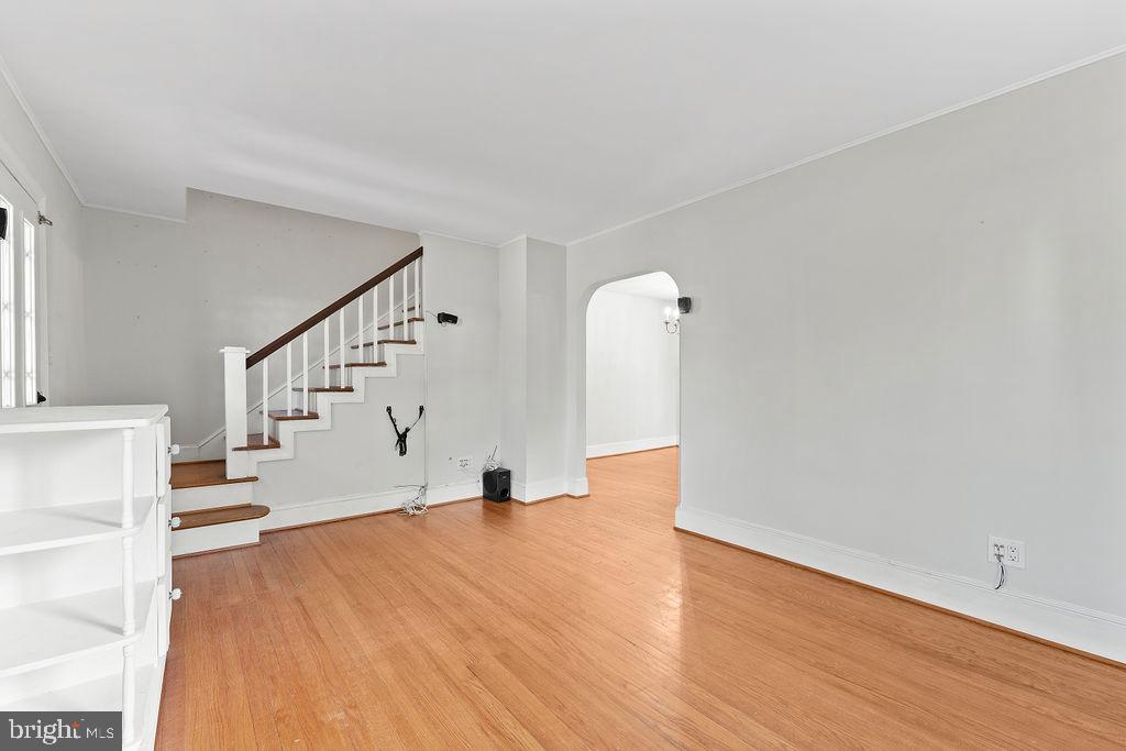 122 LONGSTREET AVENUE