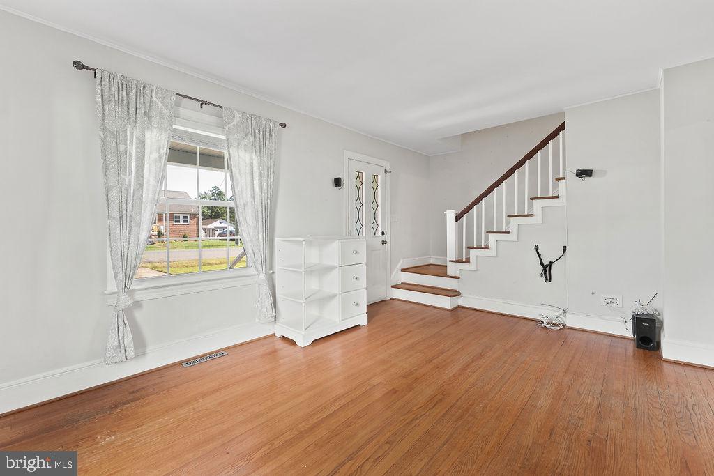 122 LONGSTREET AVENUE