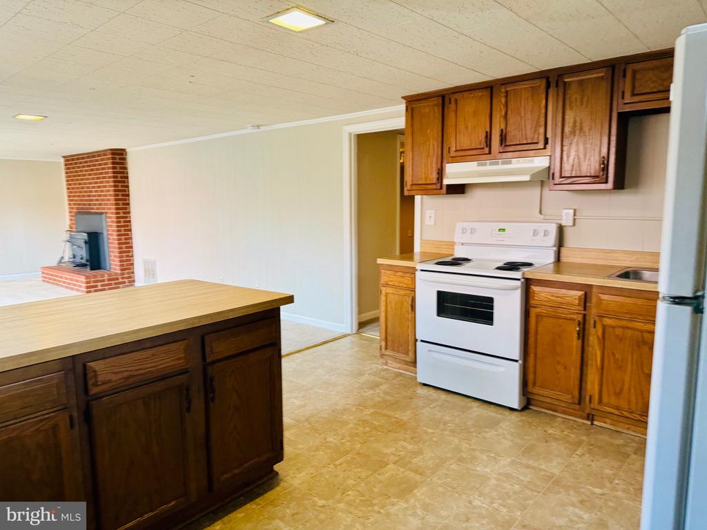 117 COURTLAND DRIVE 3