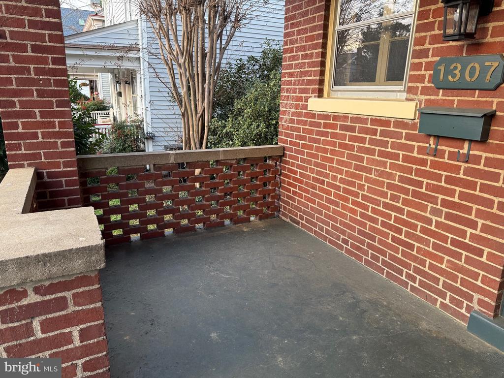 1307 PRINCE EDWARD STREET
