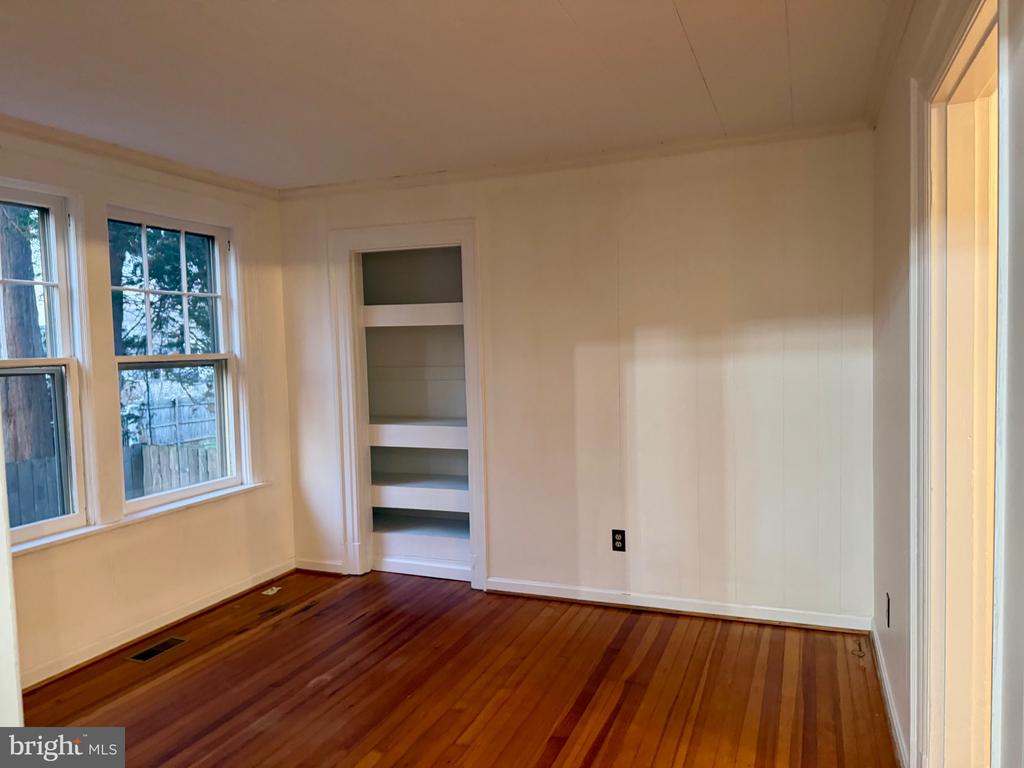 1307 PRINCE EDWARD STREET