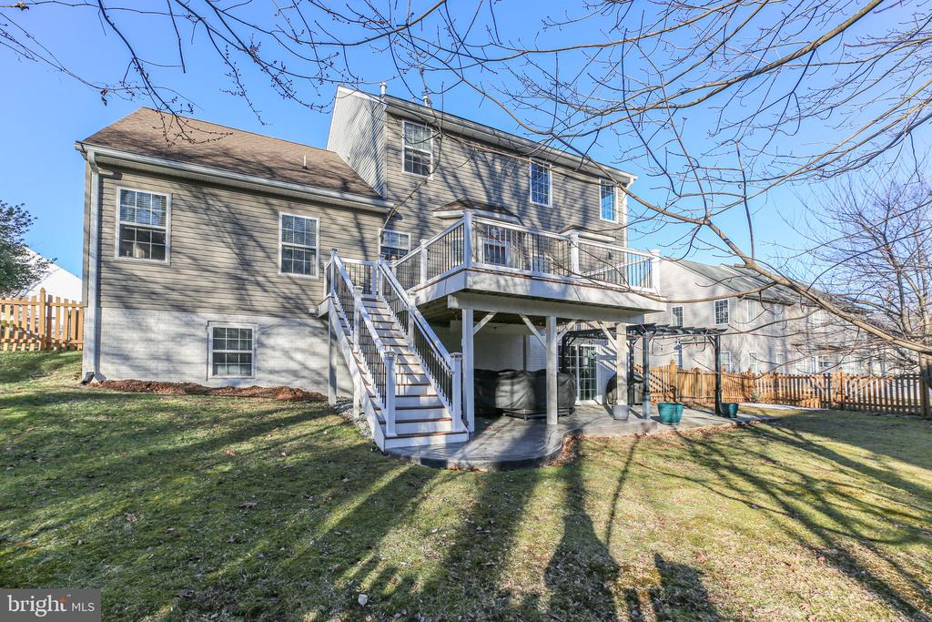 1202 CENTURY OAK DRIVE
