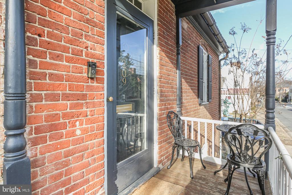 209 FAUQUIER STREET