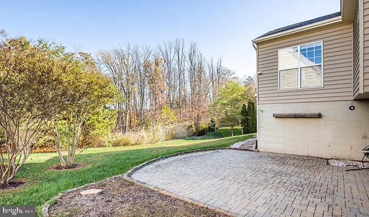 1013 KENSINGTON CIRC